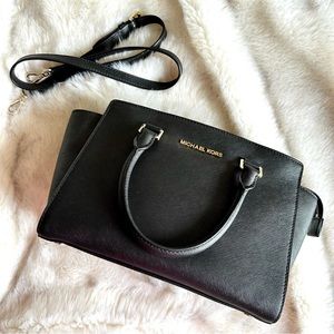 Michael Kors Women's Black Selma Medium Top-Zip Satchel